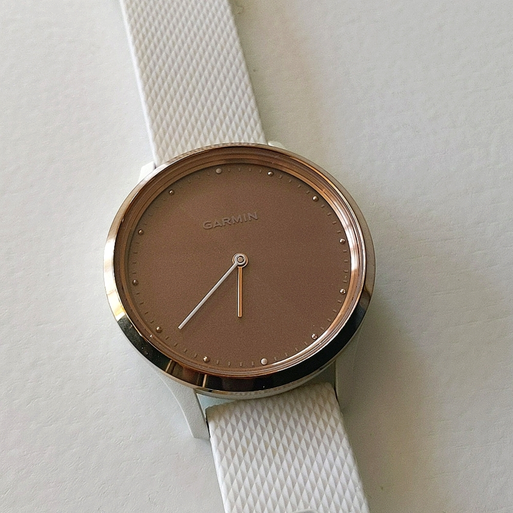Garmin Vivomove HR